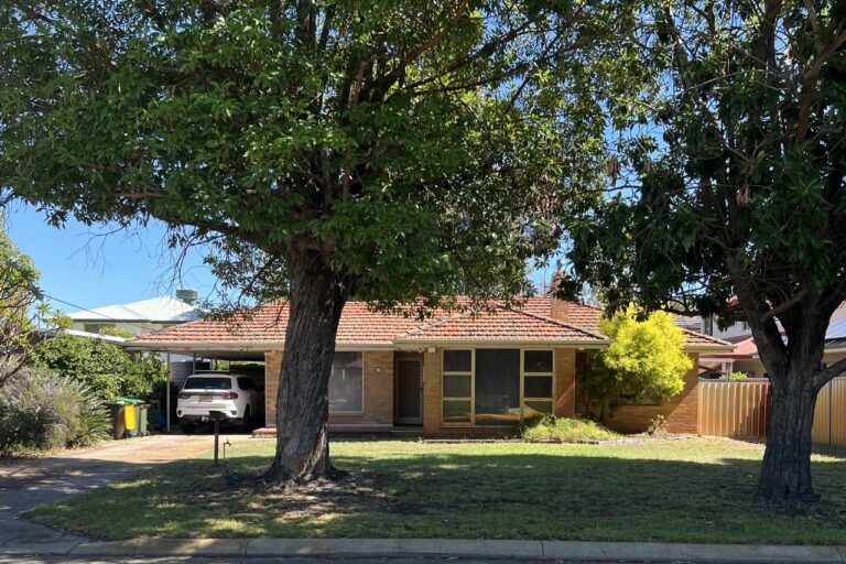 WhatsApp Image 2025-11-01 at 12.09