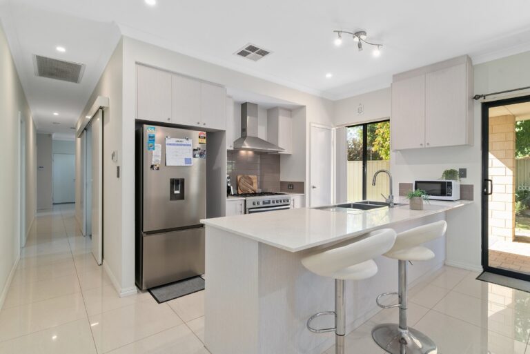 WhatsApp Image 2025-11-01 at 12.09